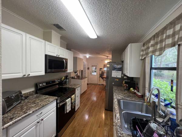 1988 Homes of Merit Manufactured Home