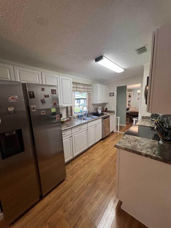 1988 Homes of Merit Manufactured Home