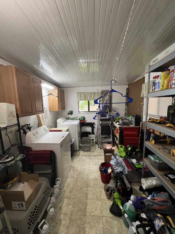 1988 Homes of Merit Manufactured Home