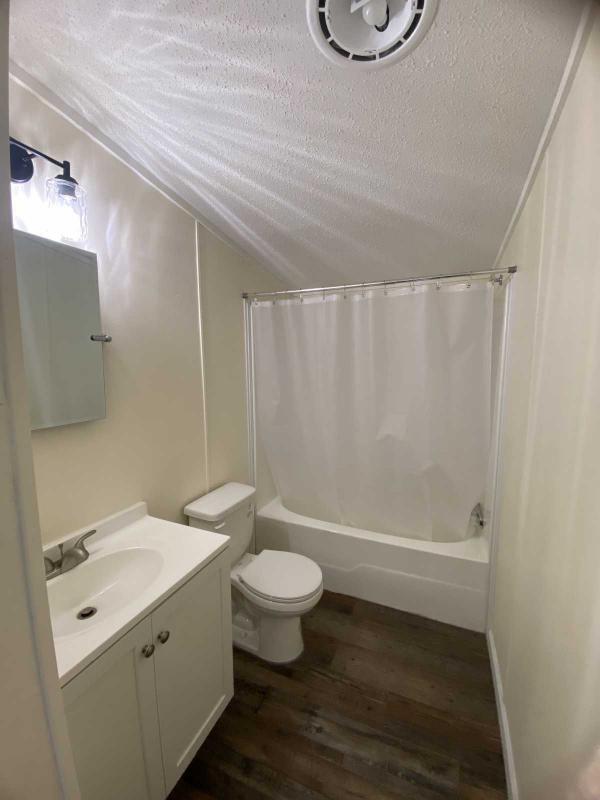 1999 Four Seasons Manufactured Home