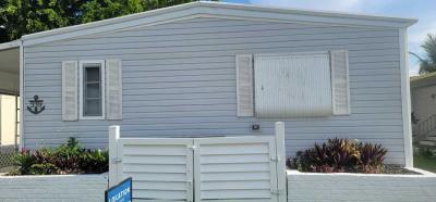 Photo 3 of 32 of home located at 10550 West State Road 84, Lot 335 Davie, FL 33324