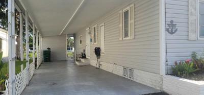 Photo 4 of 32 of home located at 10550 West State Road 84, Lot 335 Davie, FL 33324