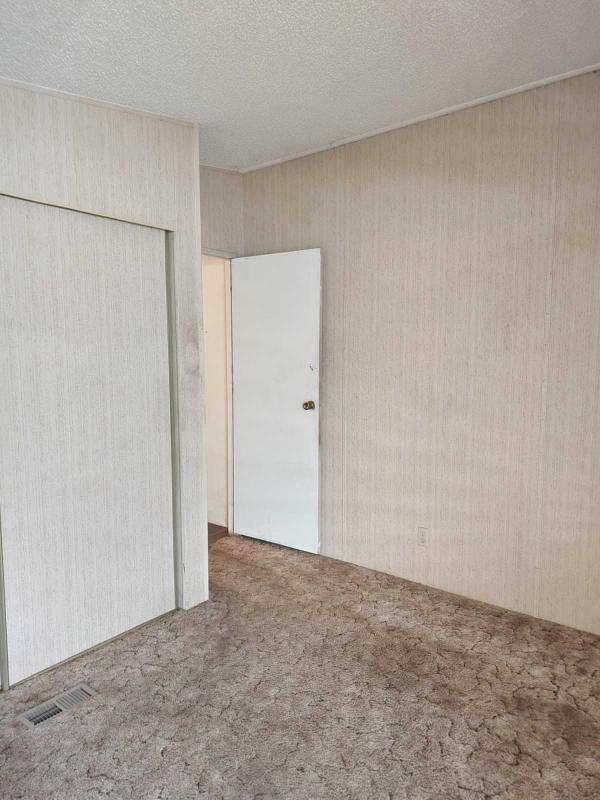 1988 Brooklyn Mobile Home For Sale