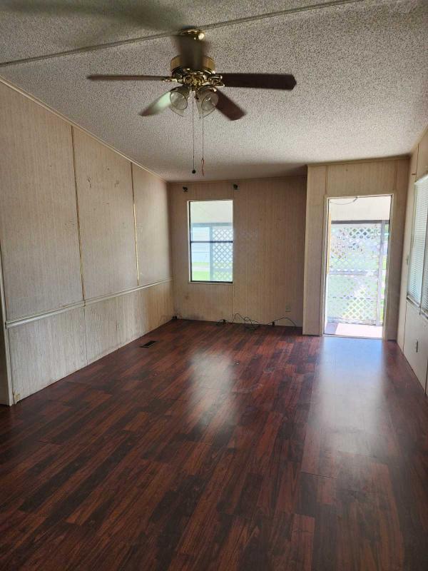 1988 Brooklyn Mobile Home For Sale