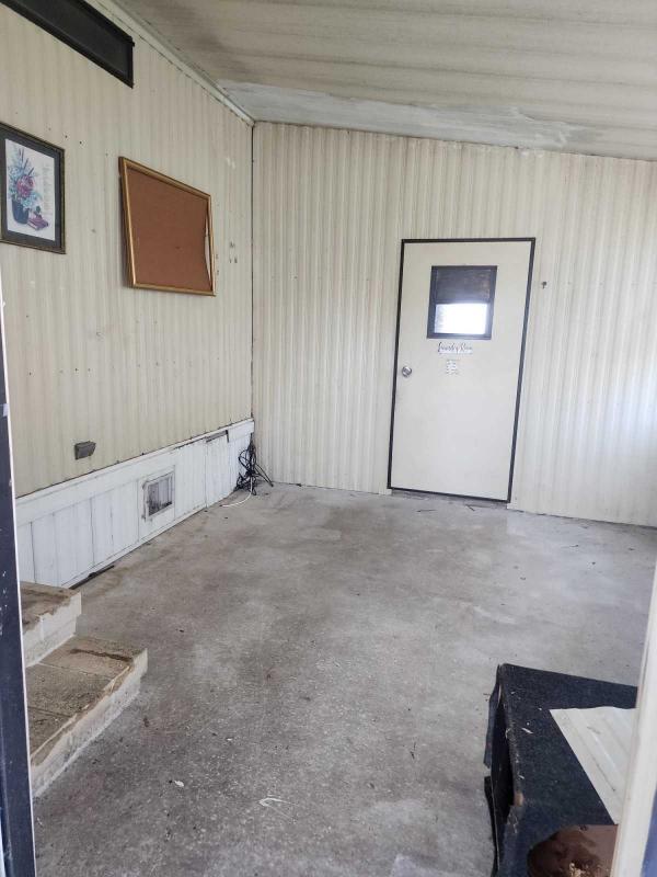 1988 Brooklyn Mobile Home For Sale