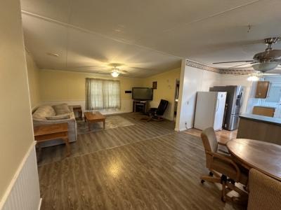 Photo 5 of 20 of home located at 441 Carnation Drive Fruitland Park, FL 34731