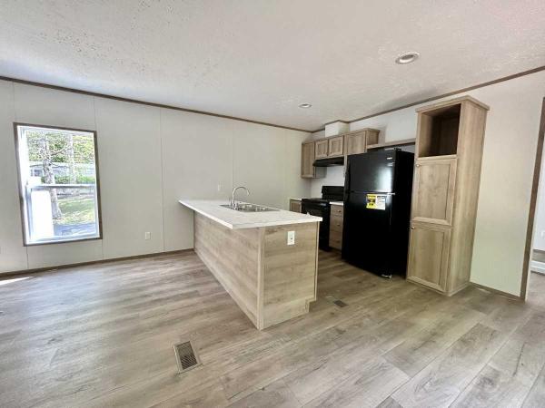 2025 Cavco Phoenix 16663A Mobile Home