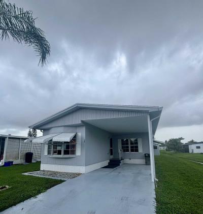 Photo 3 of 11 of home located at 38 Camino Del Rio Port St Lucie, FL 34952