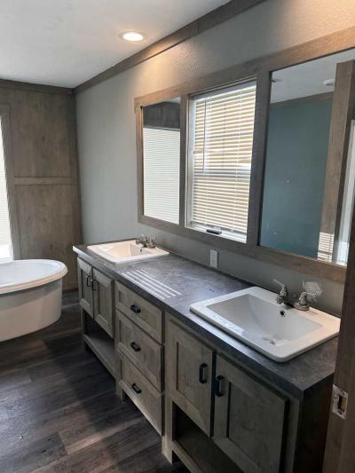 Photo 4 of 10 of home located at 12203 Buls Rd East Bernard, TX 77435