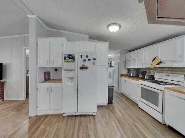 1995 Skyline Manufactured Home