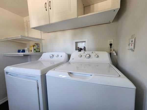 1972 HOME Mobile Home