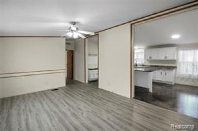 Photo 4 of 18 of home located at 28690 Parkview Huron Twp, MI 48134
