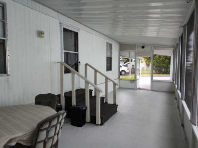 Photo 5 of 8 of home located at 1536 Us Hwy 441 SE Lot 31 Okeechobee, FL 34974
