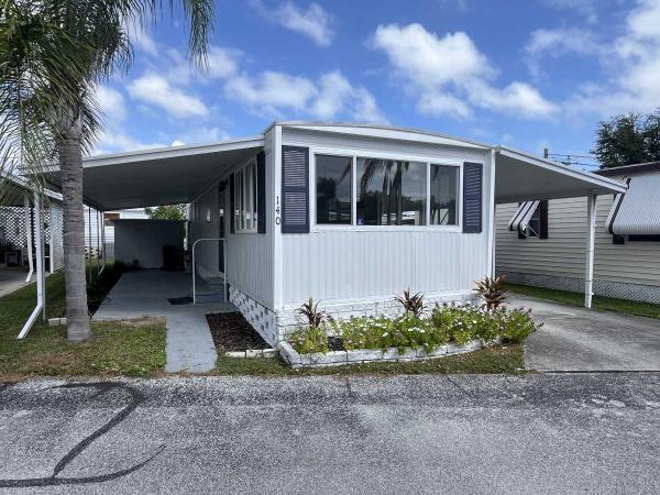 Photo 1 of 2 of home located at 2701 34th Street North, Lot 140 Saint Petersburg, FL 33713