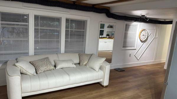 1979 Barrington HS Mobile Home