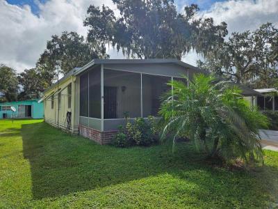 Photo 2 of 15 of home located at 9705 Hickory Hollow Rd Lot 43. Leesburg, FL 34788