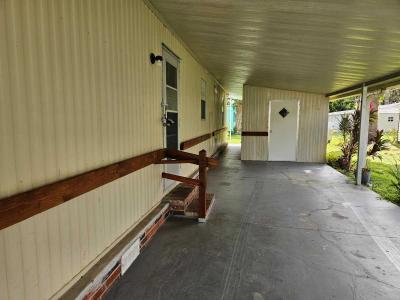 Photo 4 of 15 of home located at 9705 Hickory Hollow Rd Lot 43. Leesburg, FL 34788