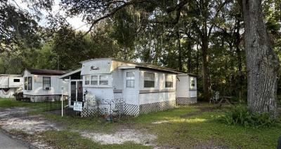 Photo 3 of 18 of home located at 1201 SW Main St Lot 41 Wildwood, FL 34785