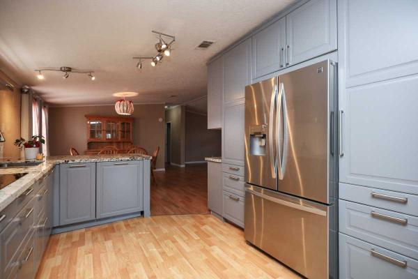 2004 Champion Manufactured Home