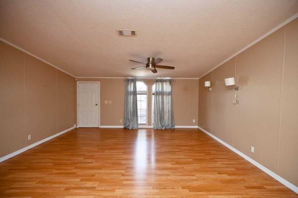 2004 Champion Manufactured Home