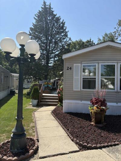 Mobile Home at 24 Aspen St Minooka, IL 60447