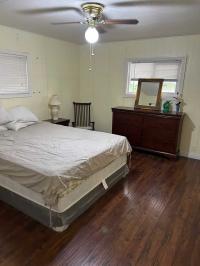 1972 ESPRT Mobile Home