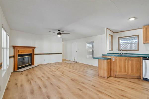 1999 MH Manufacturing Manufactured Home