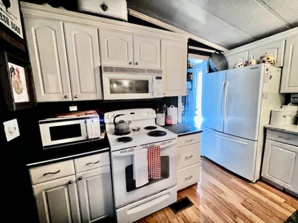 1989 Mobile Home