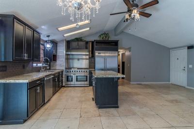 Photo 5 of 16 of home located at 6420 E. Tropicana Ave. Las Vegas, NV 89122