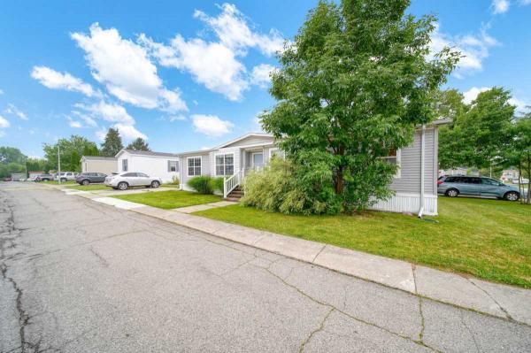 2005 Manufactured Home