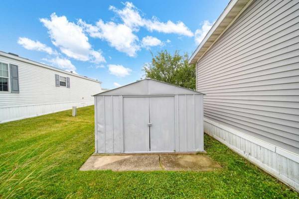 2005 Manufactured Home