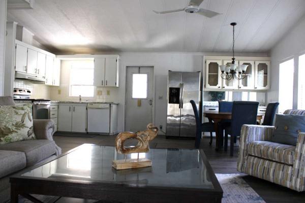 Photo 2 of 2 of home located at 7300 20th St Lot 163 Vero Beach, FL 32966