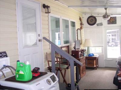 Photo 4 of 6 of home located at 222 Matthew Cir Titusville, FL 32780