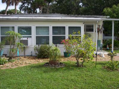 Photo 2 of 6 of home located at 222 Matthew Cir Titusville, FL 32780