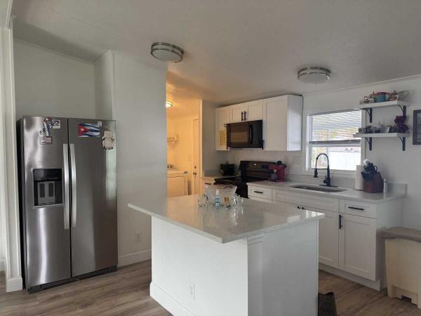 1986 Lake Manufactured Home