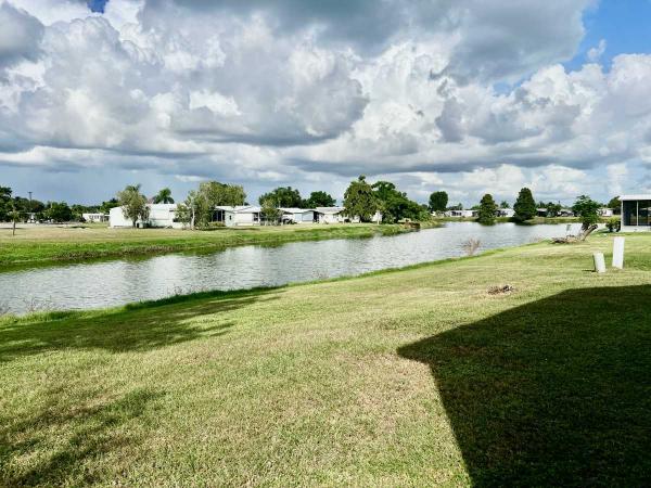 2012 NOBILITY HOMES FLMHS CC 3BD/2BA Manufactured Home