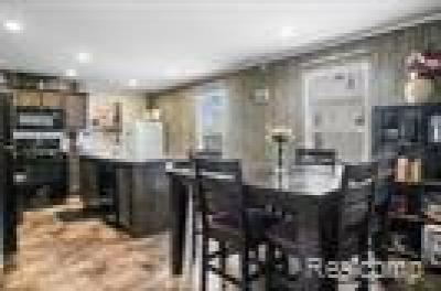 Photo 4 of 17 of home located at 20543 Glenallen Clinton Township, MI 48036