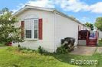 Photo 2 of 13 of home located at 325 Yorkshire Newport, MI 48166