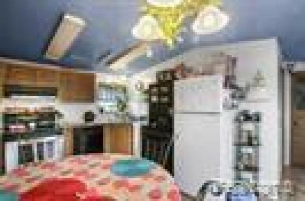1999 Fairmont Manufactured Home