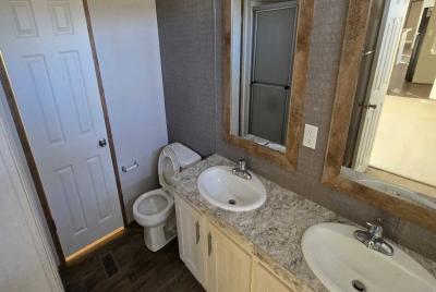 Photo 4 of 5 of home located at 8530 W. 85th St. S. Lot 95 Tulsa, OK 74131