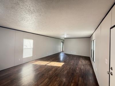 Photo 3 of 16 of home located at 412 Avenue E Stowell, TX 77661