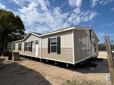 Mobile Home at 13653 Airline Hwy Gonzales, LA 70737