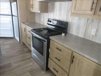 Photo 2 of 16 of home located at 13653 Airline Hwy Gonzales, LA 70737