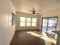 1985 Skyline Manufactured Home