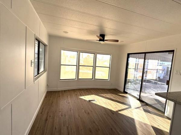 1985 Skyline Manufactured Home