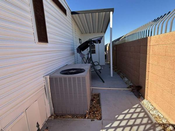 1985 Skyline Manufactured Home