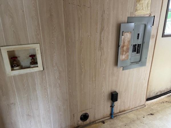 1982 West Manufactured Home