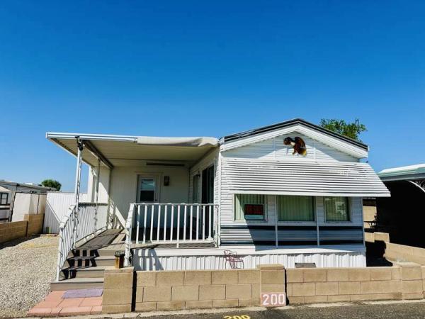 Photo 1 of 2 of home located at 10442 N Frontage Rd #200 Yuma, AZ 85365