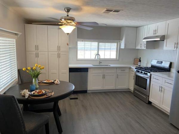 1977 MARL Manufactured Home