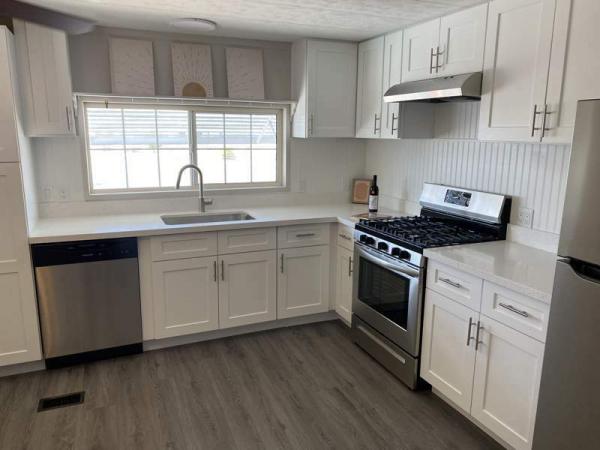 1977 MARL Manufactured Home